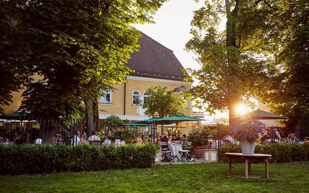 Hotel Gutsgasthof Stangl Vaterstetten Exterior foto